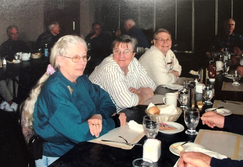 2004 Visit St. Thomas Carvers to Sarnia Dinner